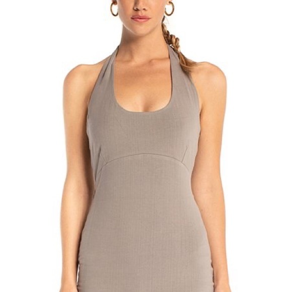 🧘Synergy Organic Yoga Halter Top 🧘‍♀️ - Picture 2 of 7